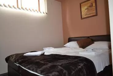 هتل Guesthouse Vila Dnd