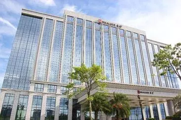 فندق Hualuxe Yangjiang City Center, An Ihg