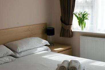 Пансион Brentwood Guest House