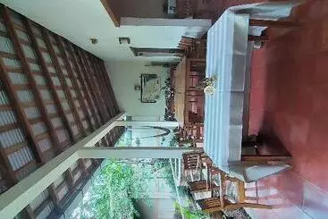 هتل Casa Barcelona