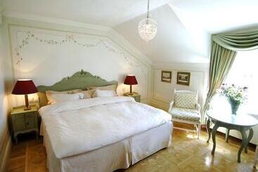 Otel Gripsholms Värdshus