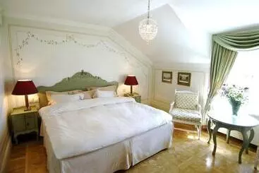 בית מלון כפרי Gripsholms Värdshus