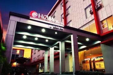 Hotel @hom Premiere Cilacap