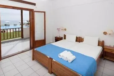 هتل Alkinoos Beach