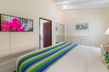 هتل La Vista Resort