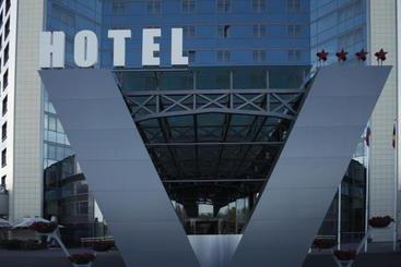 هتل Victoria & Spa Minsk