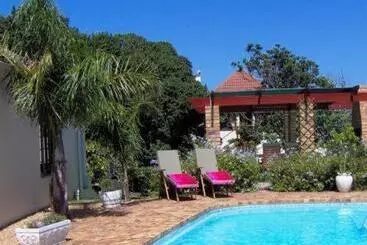 Bed & Breakfast Milkwood Lodge