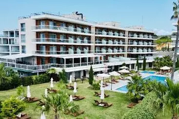 هتل La Quinta By Wyndham Cesme