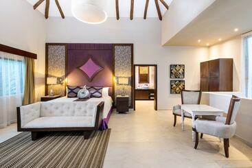 Hotel Hidden Beach Resort Au Naturel Adults Only Catamarán, Cenote & More Inclusive