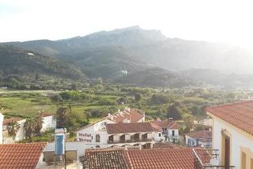 ツーリストアパートメント Green Hill Studios & Apartments