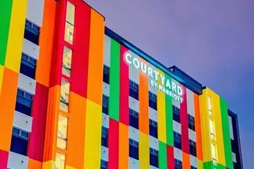 Hotel Courtyard By Marriott Santiago Airport