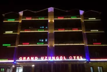 Hotel Grand Uzungol