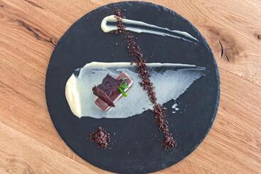 فندق Skyfall Suites  Adults Only