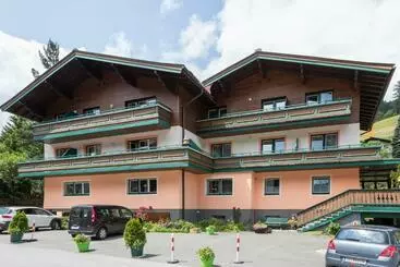 Bed and Breakfast Pension Ahorn