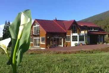 تختخواب و صبحانه L Arum Des Prairies