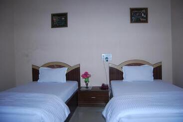 Hotel Om International