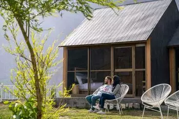 هتل Lokal Rooms X Hunza