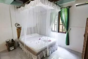 Pensió Masfalhi View Inn