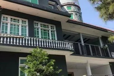 پانسیون Swat Hill View Resort  Only For Families