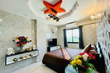 فندق โรงแรมเรือนคุณเล็ก กานต์สินี