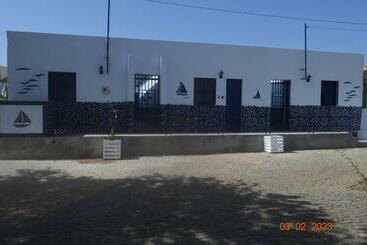 アパートホテル La Vela