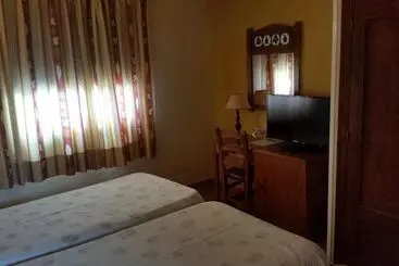 مسافرخانه Pension Calatrava