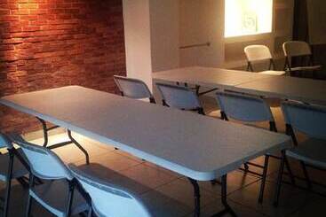 فندق & Suites Mo Sak