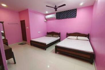 הוסטל Le Paradise Inn