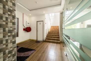 Hotel Treebo South Avenue, 700 Mts From Promenade Beach