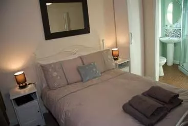 ベッドアンドブレックファースト Roedean Guest House