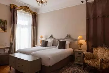 Domaine De Beaupré   Hotel The Originals Relais