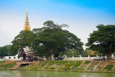 فندق Loy Manee House