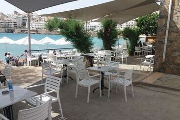 Hotell Polydoros Appartments