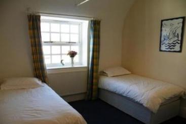 Жильё для туристов Theatre House Apartment 2