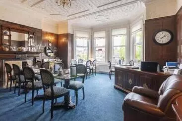 ベッドアンドブレックファースト Kingswood Guest House