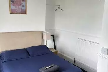 ペンション Beverley Budget Inn