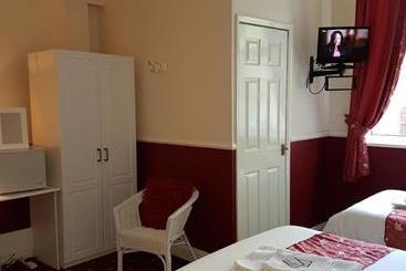 پانسیون Mill Dam Guest House