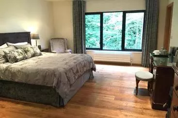 White Lodge B&b