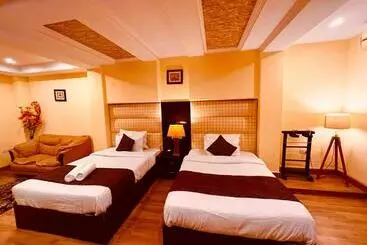 Hotel The Reo Near Har Ke Pauri Road  Haridwar