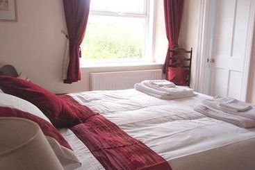 مبيت وإفطار Weston House