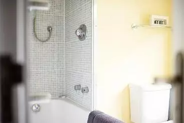 Crazy Fox Hurley Boutique B&b