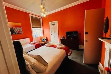 ホテル Horn And Trumpet