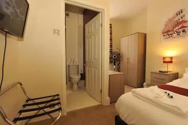 ペンション Gail S Guest House