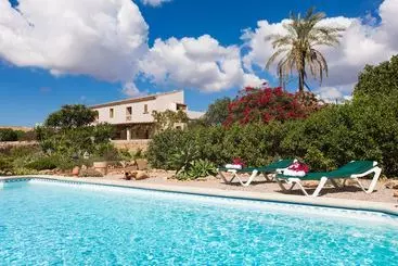 Casa Rural Finca Can Paulino