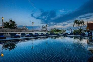 هتل D&d Inn Khaosan