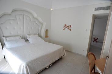 בית מלון כפרי Minori Palace