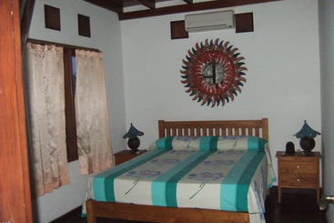 בית מלון כפרי Bali Sunset