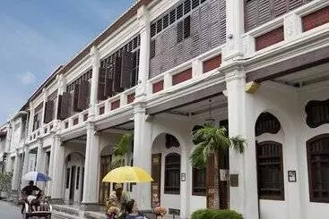 هتل Seven Terraces