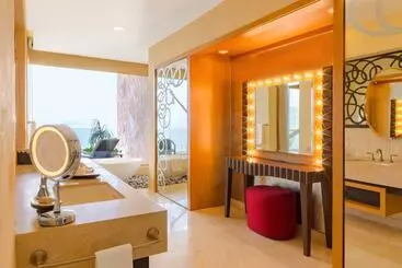 Hotel Suites At Garza Blanca Preserve Resort & Spa
