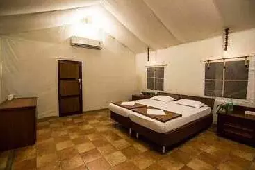 Sai Vishram Beach Resort Byndoor